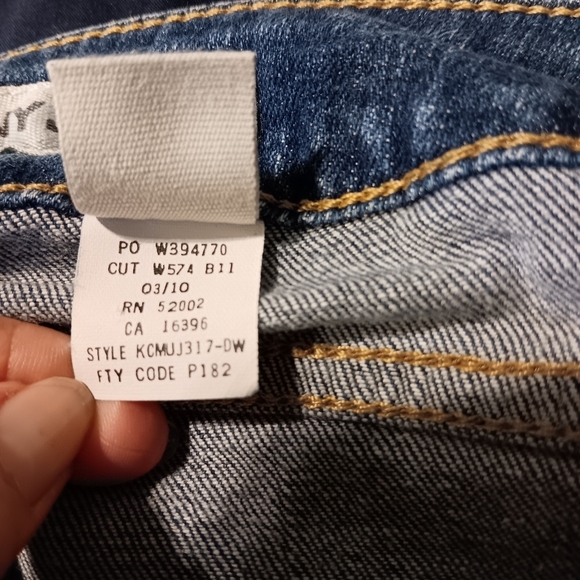 DKNY Jeans Y2K Women's Size 12 Mid-Rise Normal Straight Stretch Zip & Button - Picture 5 of 14